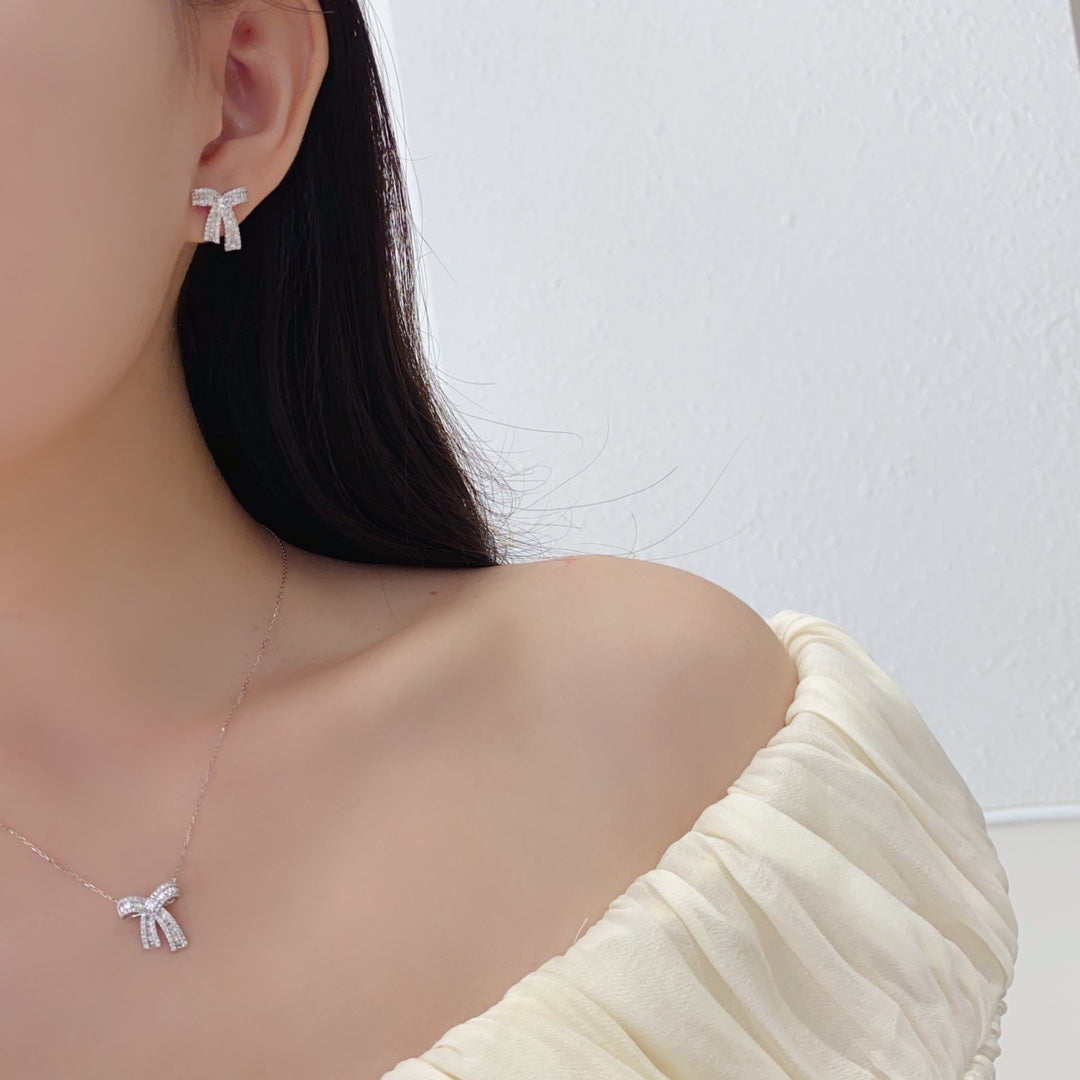 0.4ct Mini Round and Baguette Lab Grown Diamond Bow Necklace in Platinum/ 18K/14K White Gold