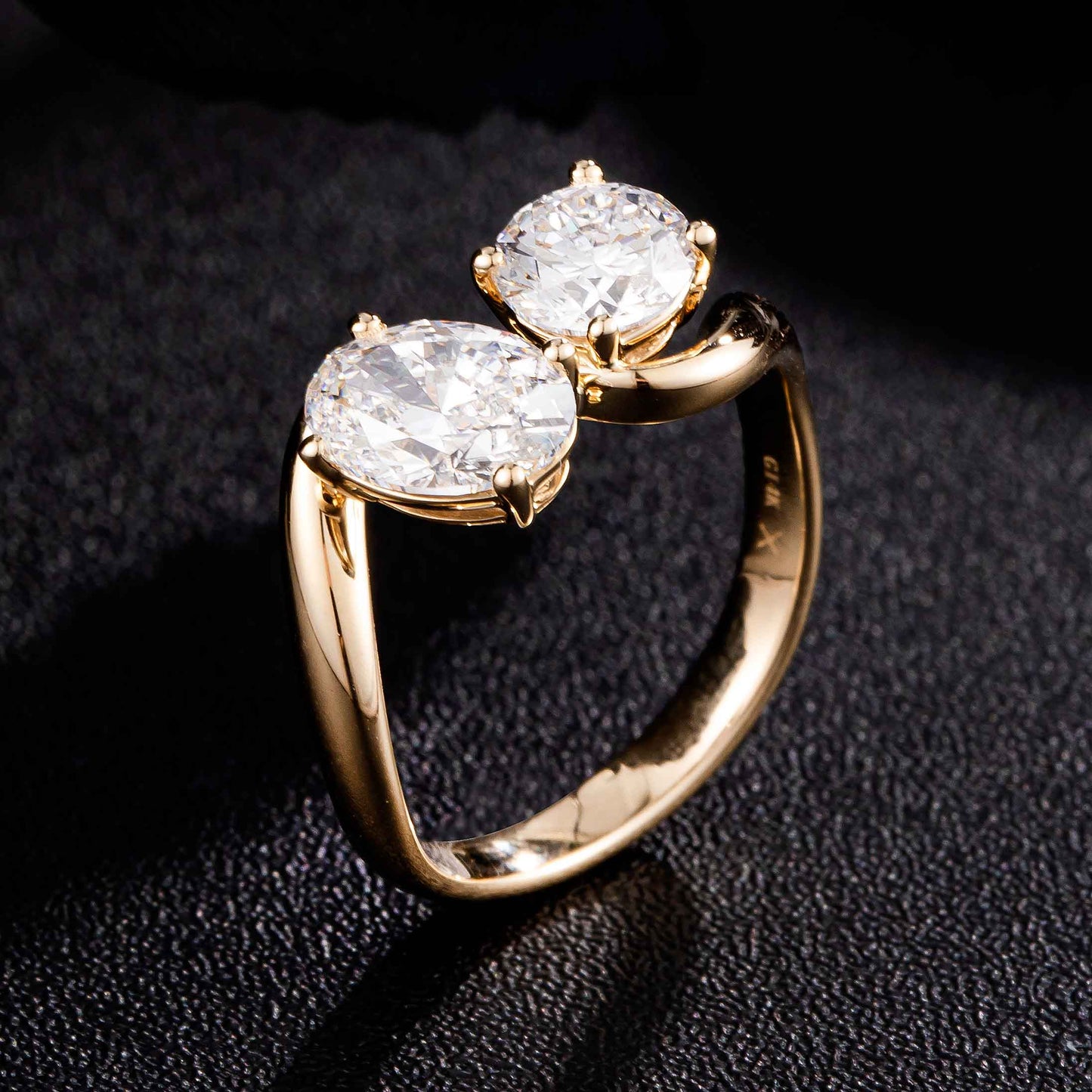 1.7 ctw Toi et Moi Round& Oval Lab Grown Diamond Ring in 14k Yellow Gold