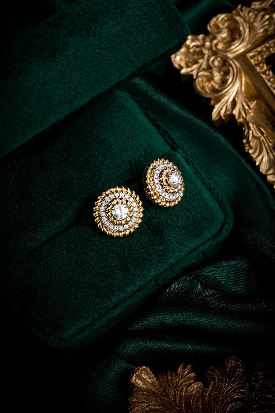 Contemporary Round Halo Lab Grown Diamonds Earstuds (Pair)