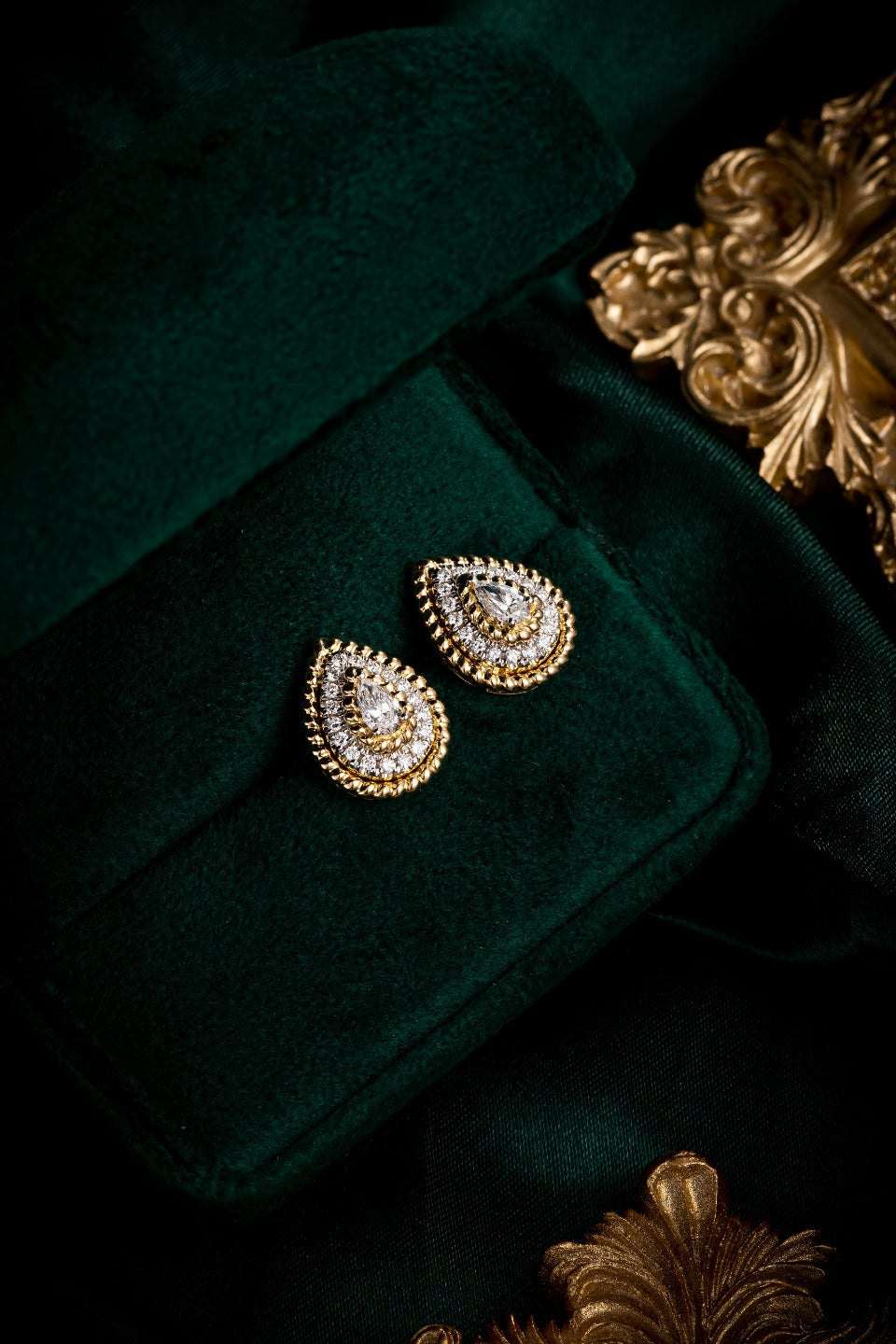 Contemporary Pear Halo Lab Grown Diamonds Earstuds (Pair)
