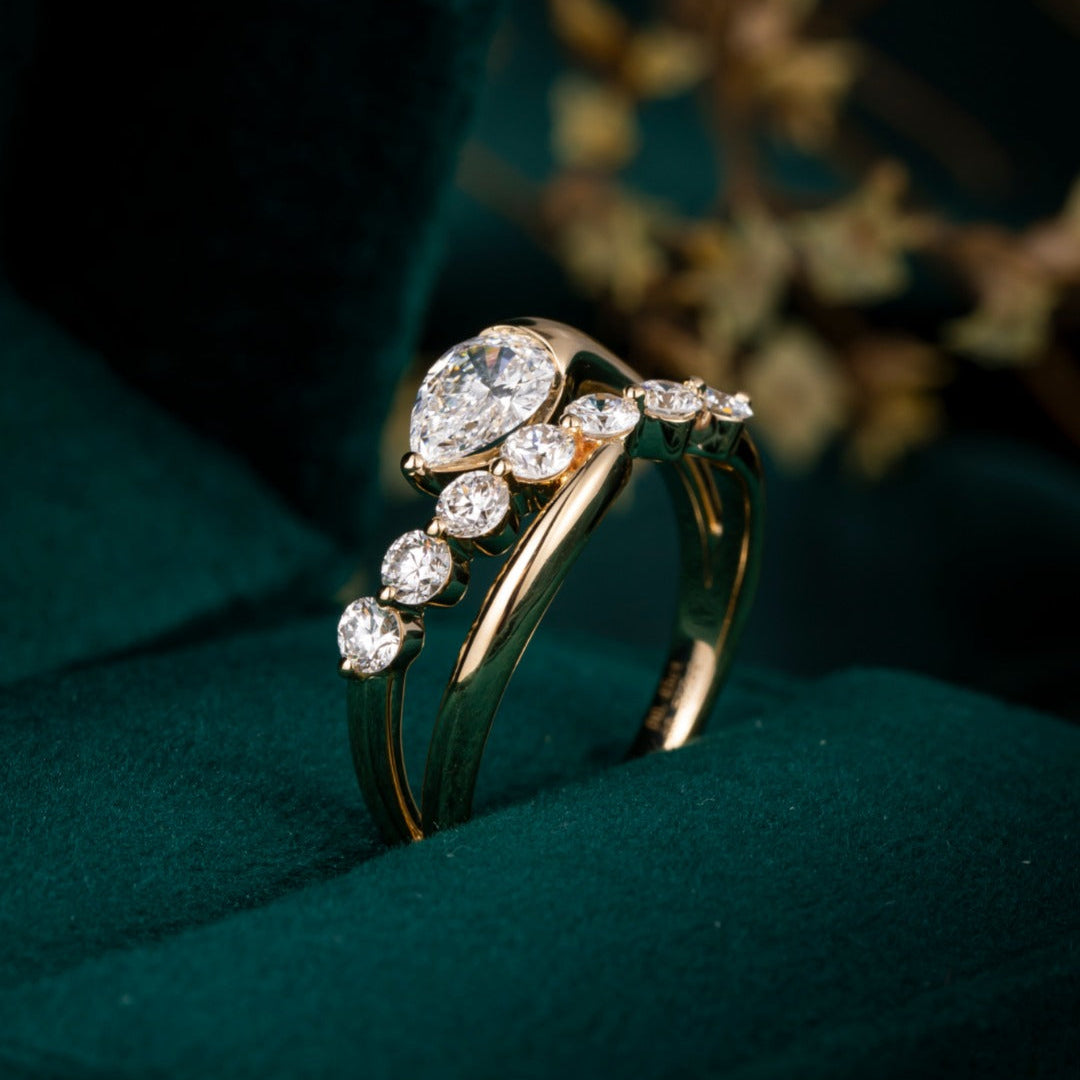 1 ct Modern style Pear Cut Lab Grown Diamond Engagement Ring in 14k Yellow Gold