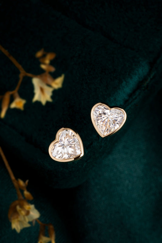Bezel Heart Cut Earstuds(Pair)