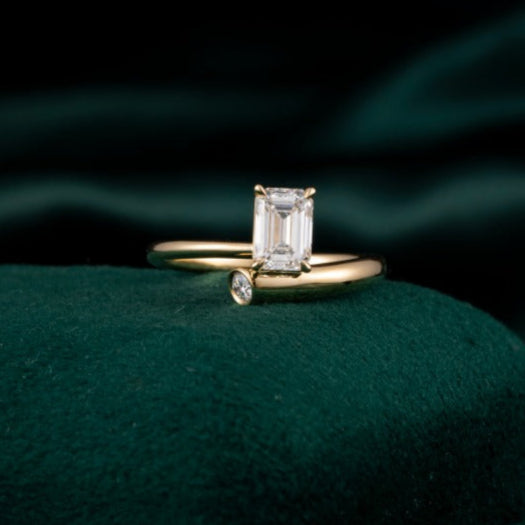 1ct One-of-a-kind Emerald Lab Grown Diamond Engagement Ring in 14K Yellow Gold