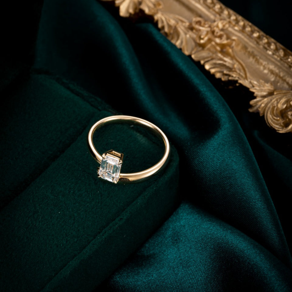 1ct One-of-a-kind Emerald Lab Grown Diamond Engagement Ring in 14K Yellow Gold