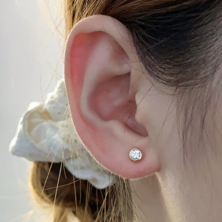 1ctw Bezel Round Cut Lab Grown Diamond Earstuds (Pair) in 14K Yellow Gold