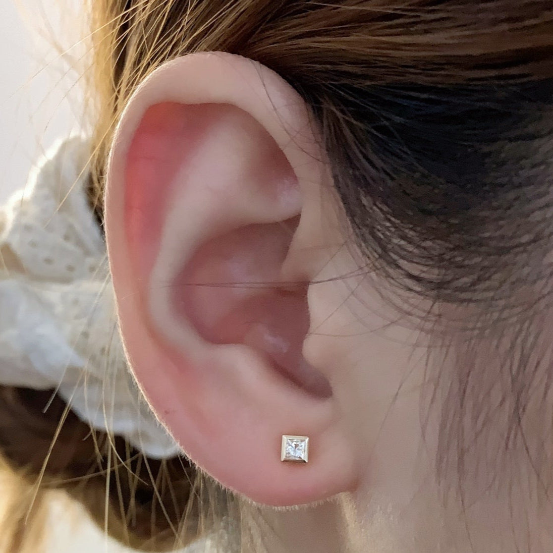 1.0 ctw Bezel Princess Cut Earstuds (Pair) in 14k Yellow Gold