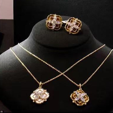 Clover Tiger Eye Studs Earrings