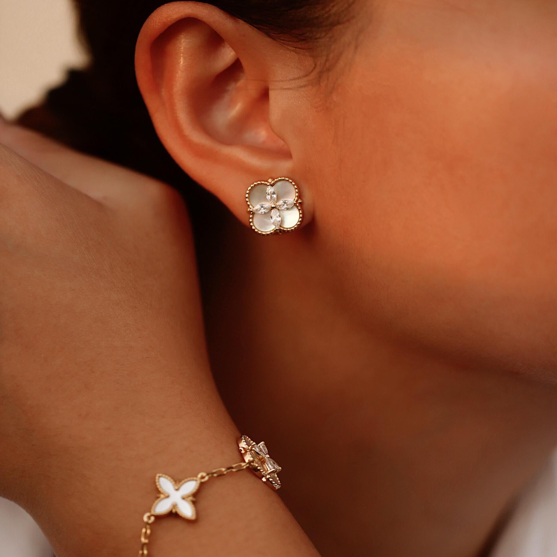 Clover Mother of Pearl Studs Earrings