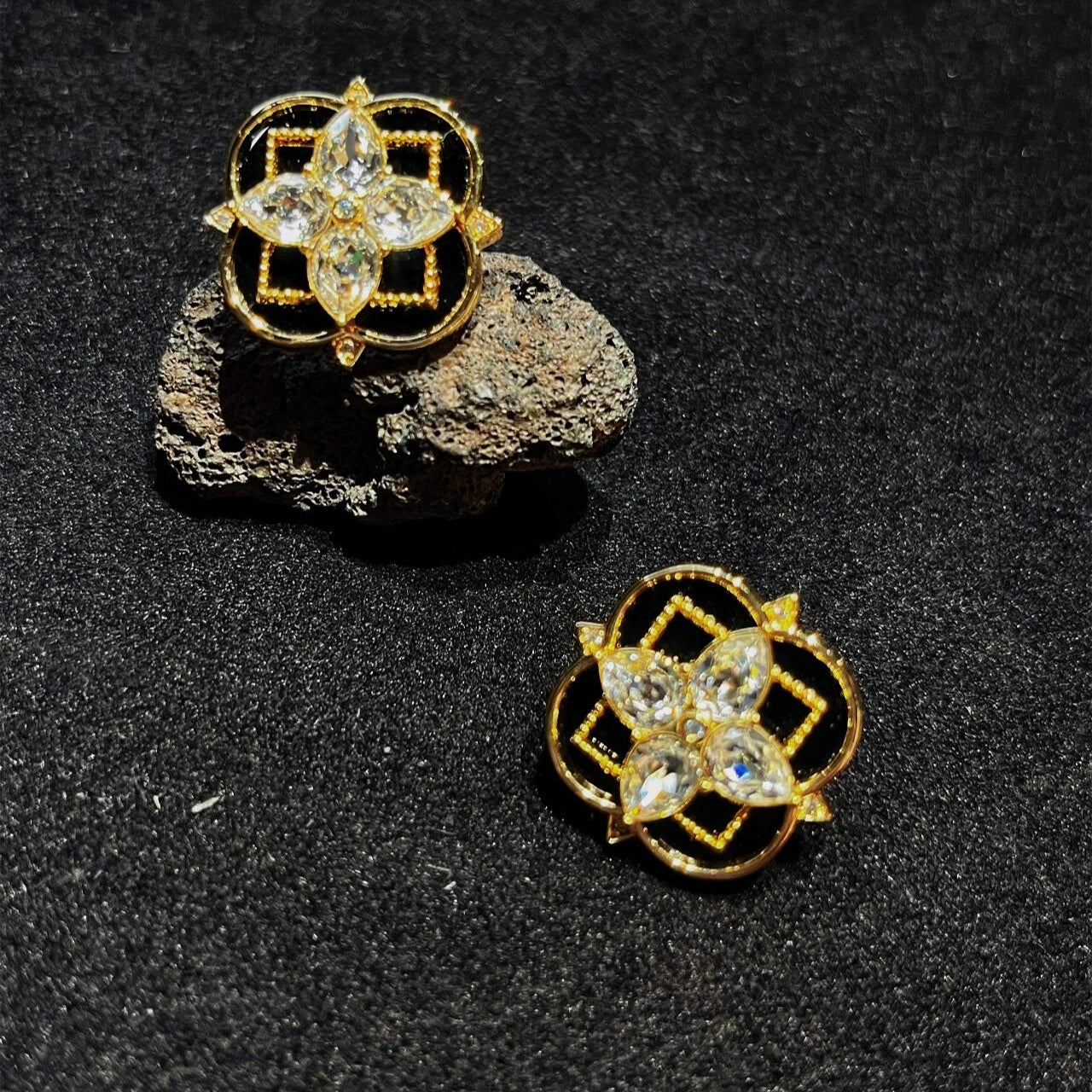 Black Chalcedony Clover Earrings