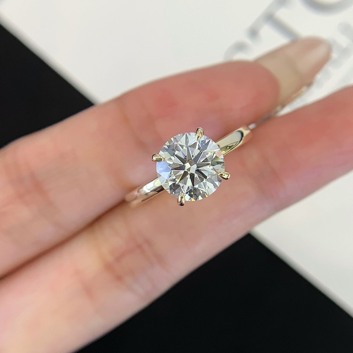 2 ct Round 4 prongs Hidden Circlet Lab Grown Diamond Engagement Ring in 14K Yellow Gold