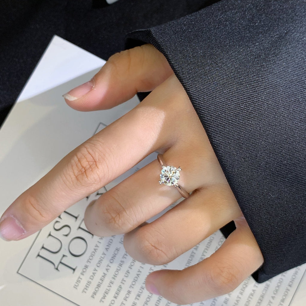 1ct Round 4 Prong Solitaire Lab Grown Diamond Engagement Ring in 14K White Gold
