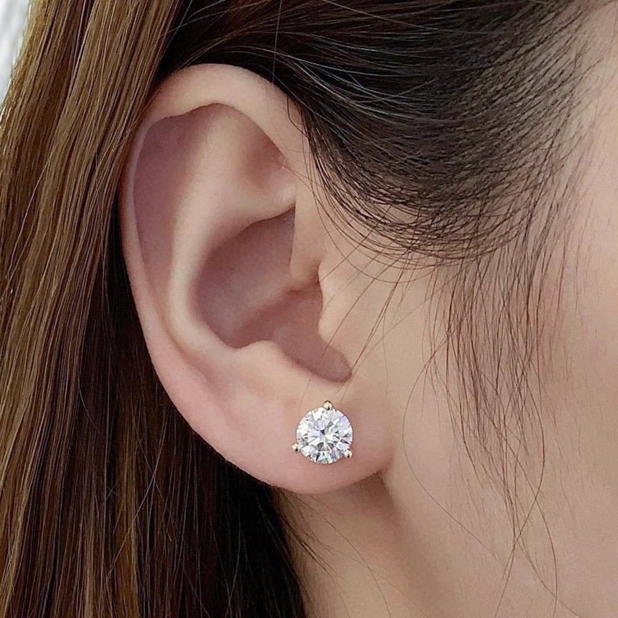 1ct.tw 3 prongs Round Lab Grown Diamonds Earstuds (Pair) in 18k White Gold