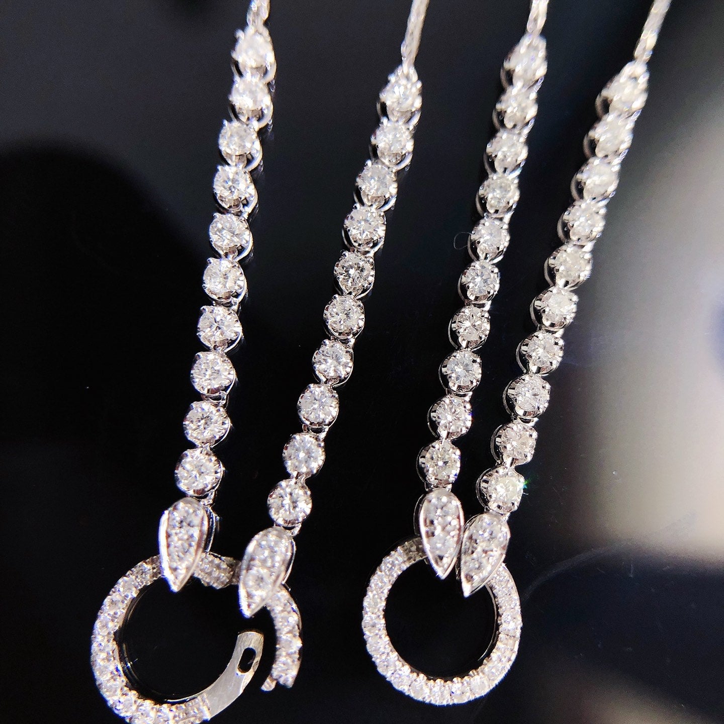 0.50ct Lab Grown Diamond Cricle Lock Lab Grown Diamond Necklace in Platinum