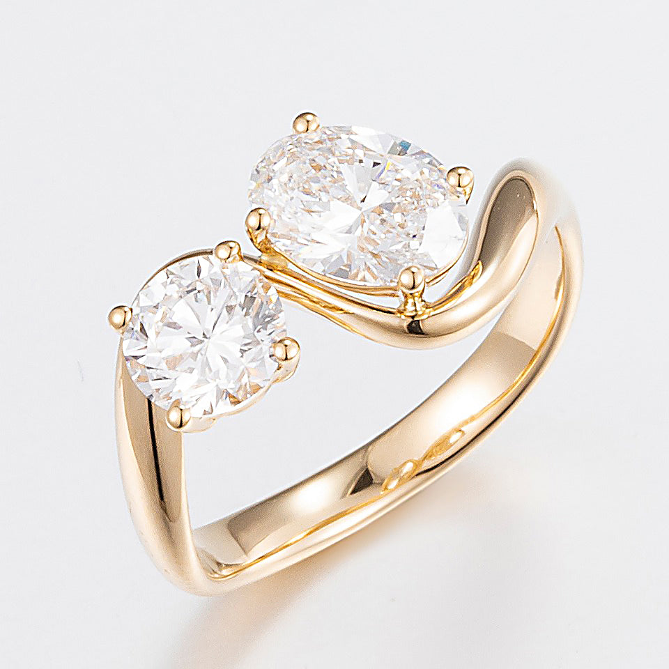 1.7 ctw Toi et Moi Round& Oval Lab Grown Diamond Ring in 14k Yellow Gold